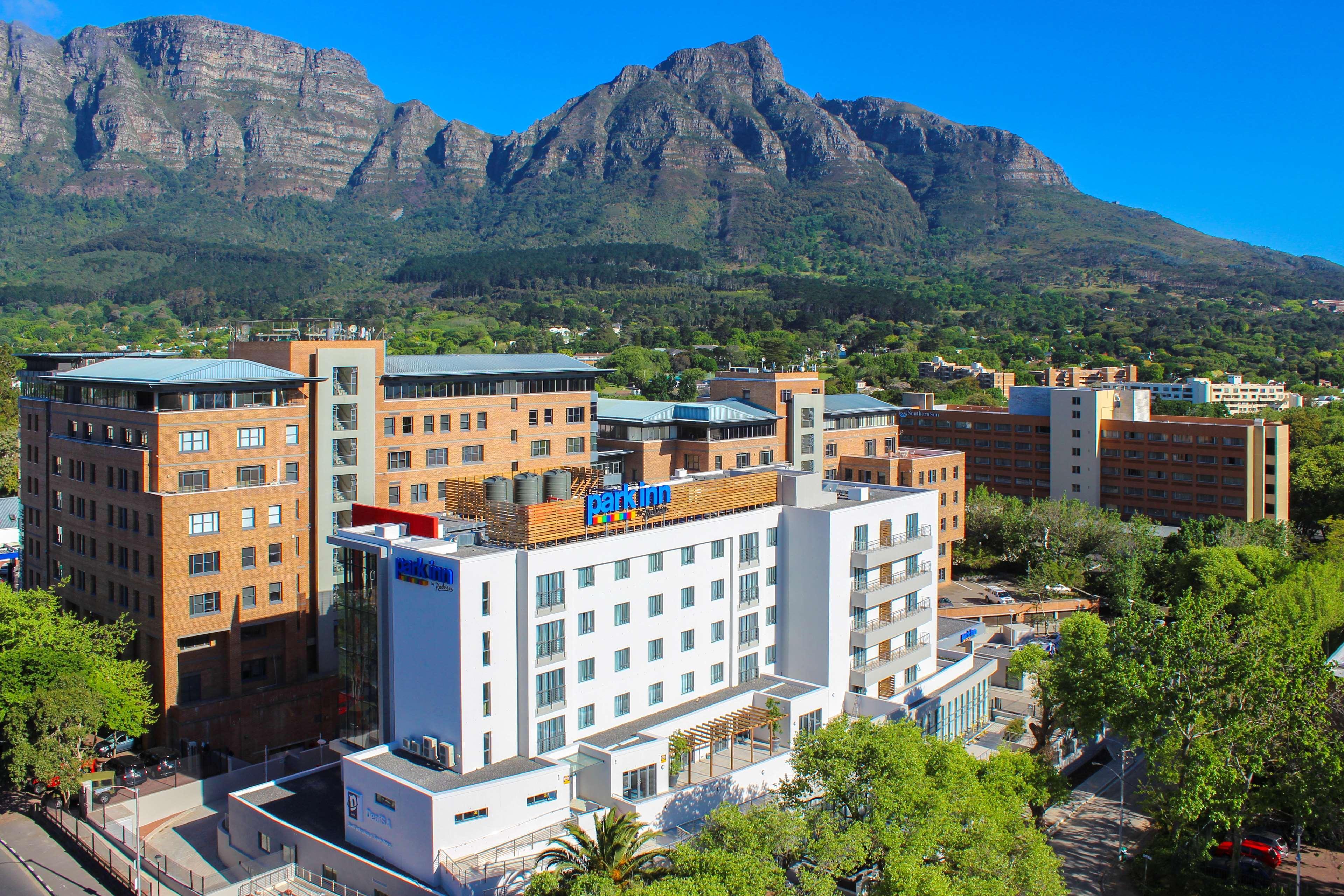 Park Inn By Radisson Cape Town Newlands Exterior photo